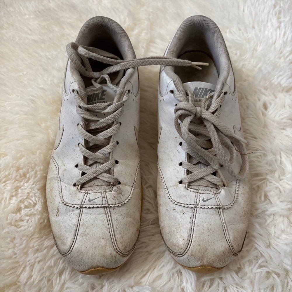 Nike Cheer Unite White Gum Sole Cheerleading Shoes 683146-100 Womens 7.5